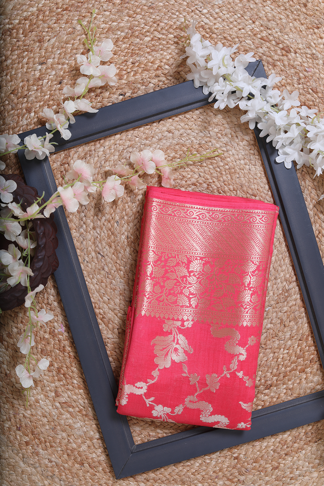Bright Pink Jangla Jaal Silk Saree - Luxurious Handwoven Elegance
