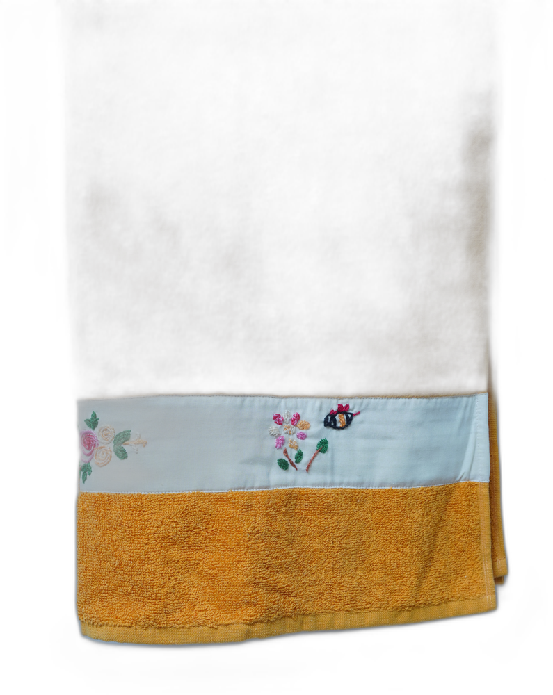 Hand Embroided Bath Towel (Marmalade)