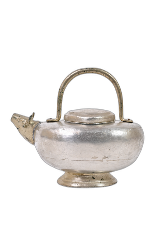Gaumukhi Kamandal – Sacred Vessel of Purity