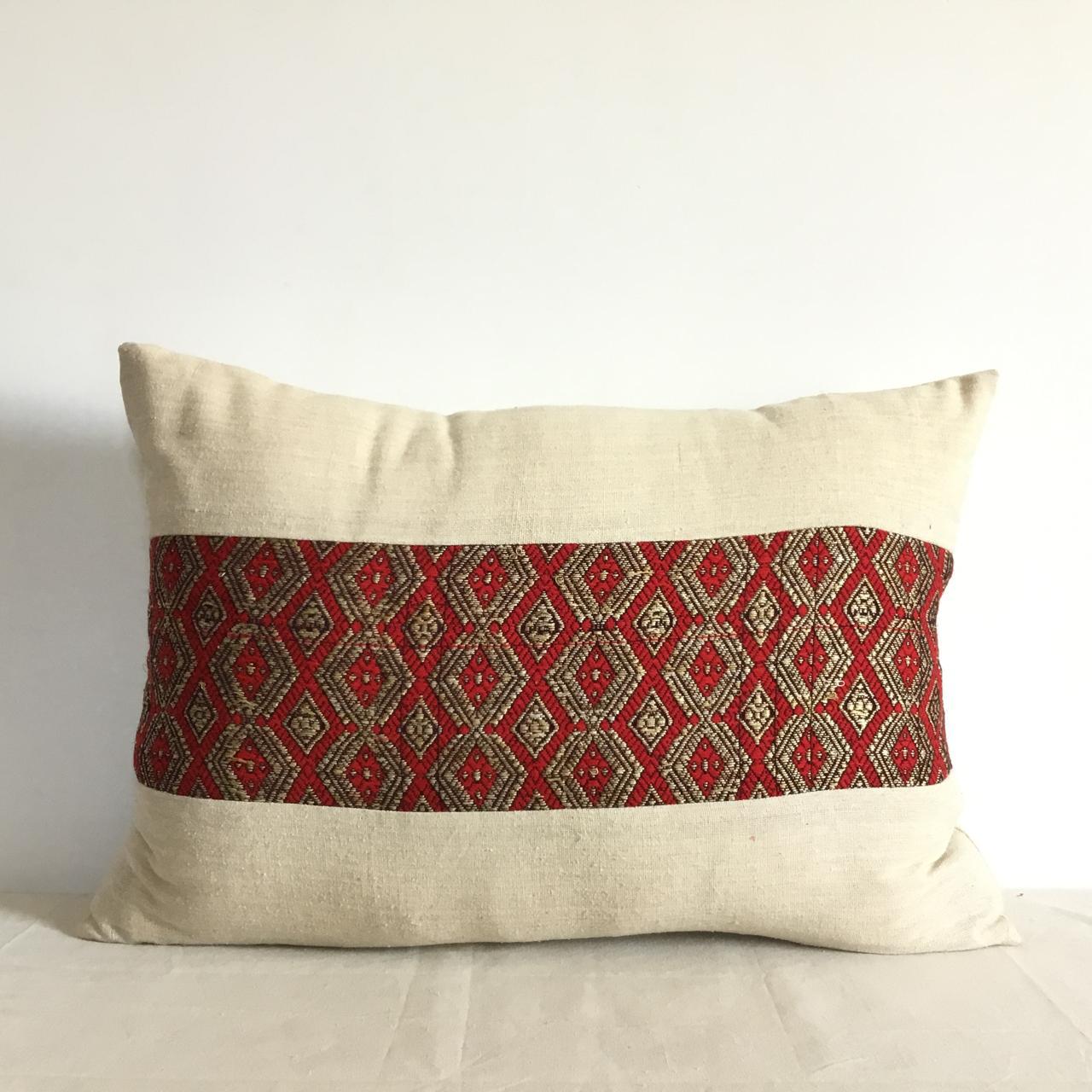 Eri Cotton Cushion Cover 5-Piece Set – Ivory with Red Border